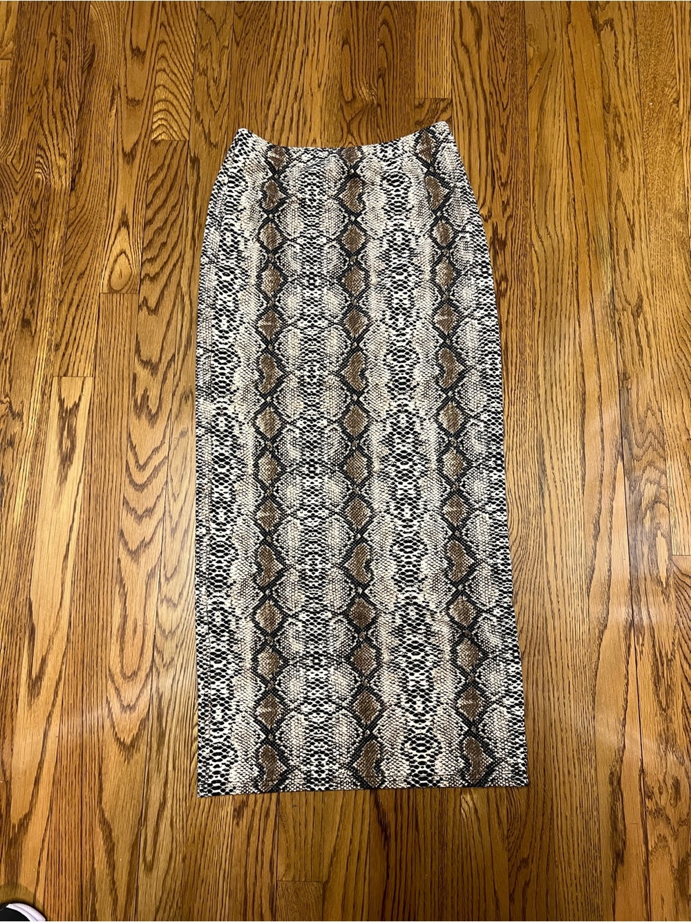 Python-Print Midi Skirt in Neutral Tones